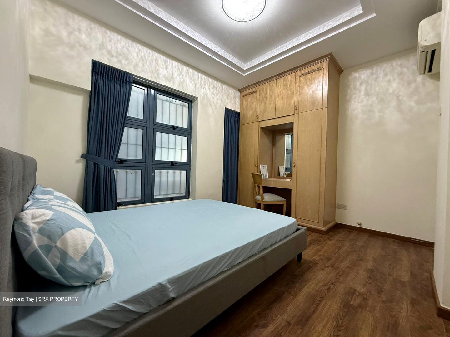 Crystal Court (D10), Apartment #462898801